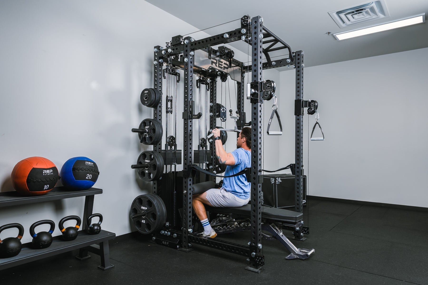 1-Hour Upper-Body Pull Workout on a Cable Machine – REP FITNESS EU